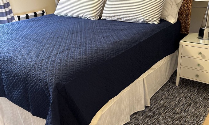 Jamestown House | Heart of Jamestown, In town location, 3rd floor suite, B&B style with King Bed