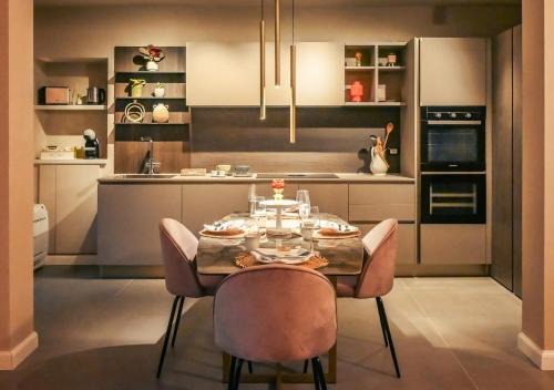 Centro Storico Apartment | Heart of Piacenza Luxury Apt, 100m Piazza Cavalli