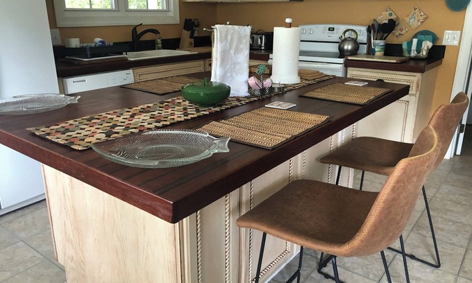 Shellman Bluff House | Heart of the Bluff" in Beautiful Shellman Bluff's Village! 3 bedrm. 2 bath house