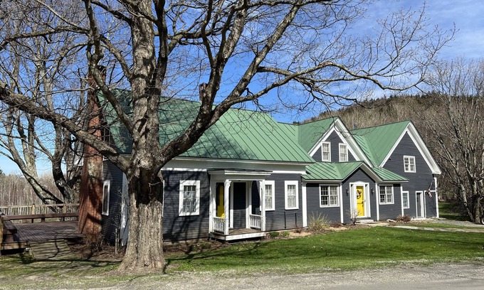 Warren Other | Heart of the Mad River Valley: 5 bed/5 bath, 5 minutes from Sugarbush Resort.