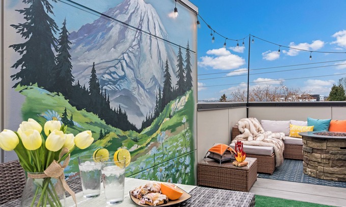 Squire Park Apartment | ~Heart of Washington~