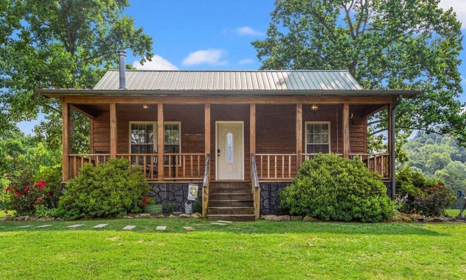 Beattyville Cabin | Heavenly Hideaway - near Red River Gorge, KY