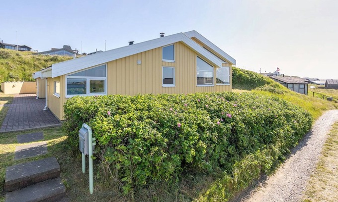 Lonstrup House | "Heidine" - 176m from the sea by Interhome