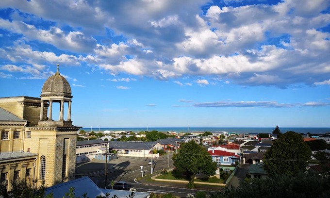 Oamaru House | Hello Seaview! 4 BRs House in Central Location!