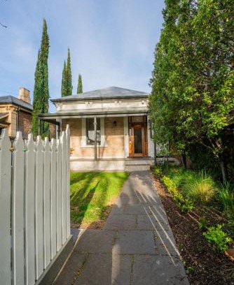 St Peters House | Heritage Elegance Close to CBD