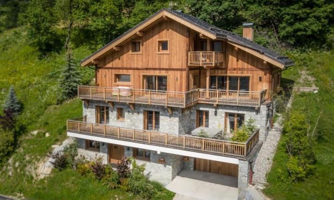 Meribel House | Hermine Luxury Chalet Meribel Center Sauna Jacuzzi