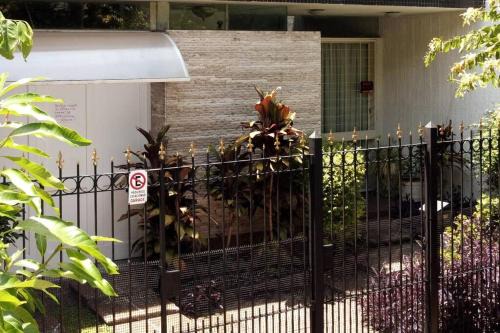 Flores House | Hermosa y amplia residencia con jardín y asador