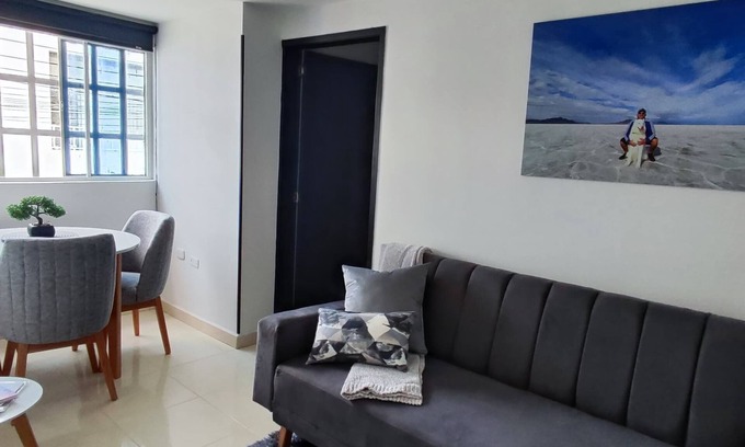 Floridablanca Apartment | Hermoso y Acogedor Apartaestudio Floridablanca! Cerca complejo Medico Cañaveral