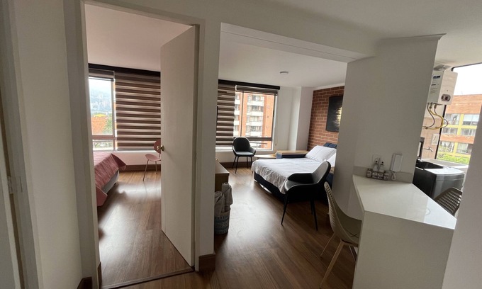 Medellin Apartment | Hermoso y Acogedor Apartamento en la 80