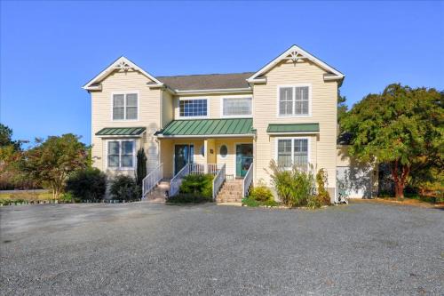 Chincoteague House | Heron Creek