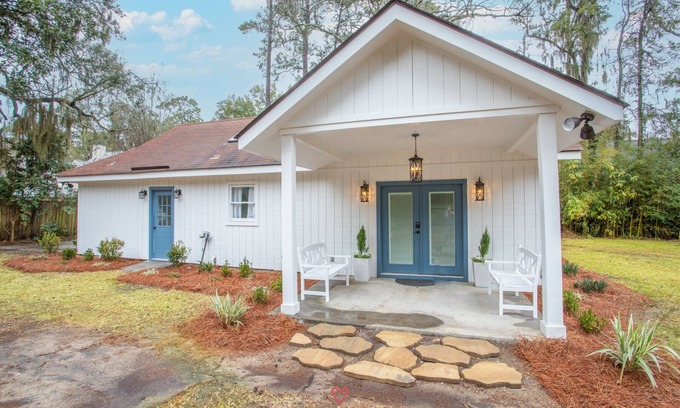 Savannah House | Heron's Nest on Wilmington Island, Free Tybee Parking Pass!