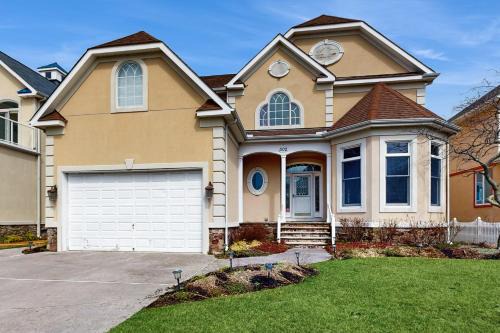 Heron Harbour Isle House | Heron's Retreat