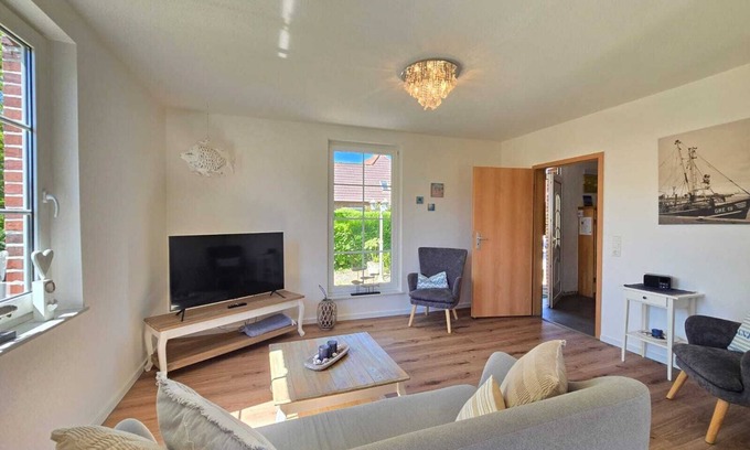 Neßmersiel Apartment | Herzlich Willkommen in der Ferienwohnung Schlickwanderer Groß!