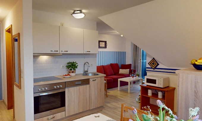 Lemkenhafen Apartment | Herzlich Willkommen in der Ferienwohnung Segler