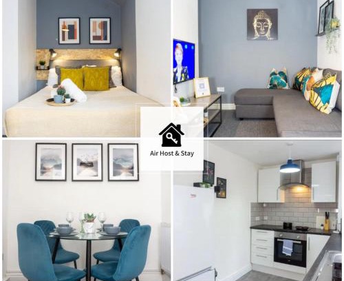 Everton House | Heyes House - Air Host & Stay - Free parking - Contractor Friendly