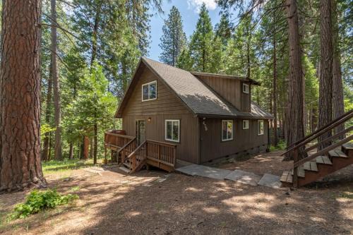Arnold House | Hibernation Station