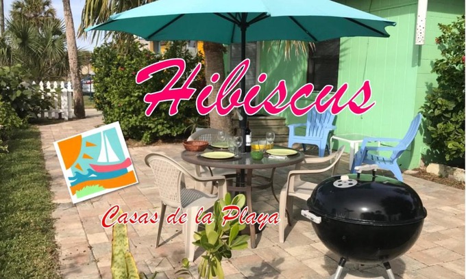 Flagler Beach Apartment | Hibiscus Cottage - At Casas de la Playa Central