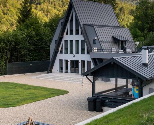 Tarcau Ski Chalet | Hidden Chalet