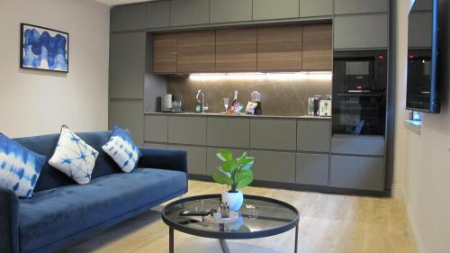 Chinatown Apartment | Hidden Gem of City Center