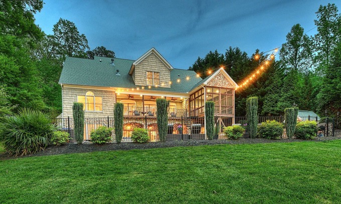Mooresville House | Hidden Harbor w/Pool, Game Room & Optional Boat Rental