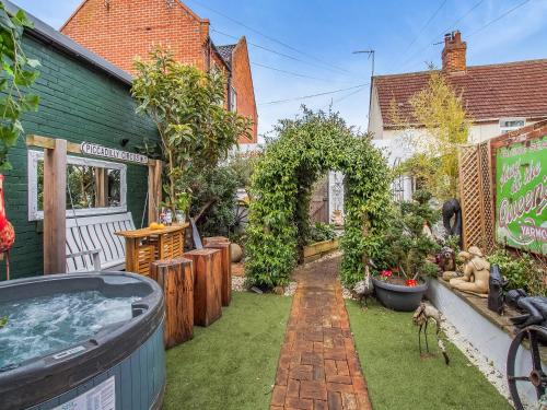 Beccles House | Hideaway