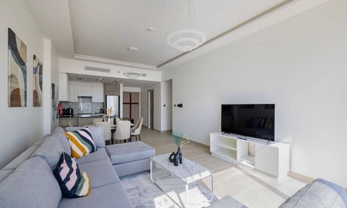 Jumeirah Lake Towers Apartment | High floor Brand New Apartment