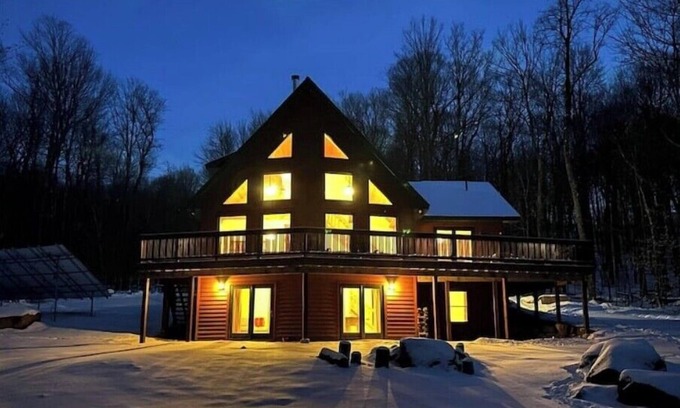 Keene House | High Peaks Mountain Retreat - Trū North Lodge