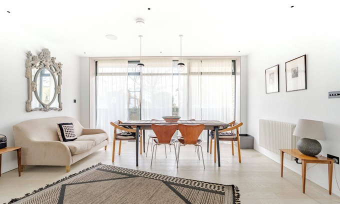 Southwark House | High standard Contemporary 3 Bedrooms House