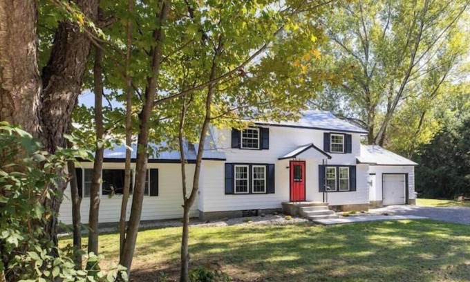 Athol House | High Street Hideaway