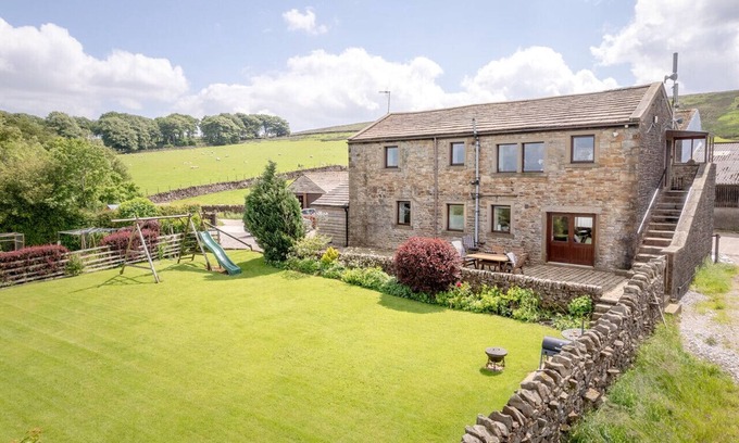 Fence Apartment | Higher Gills Farm, Clitheroe, Breath Taking Views