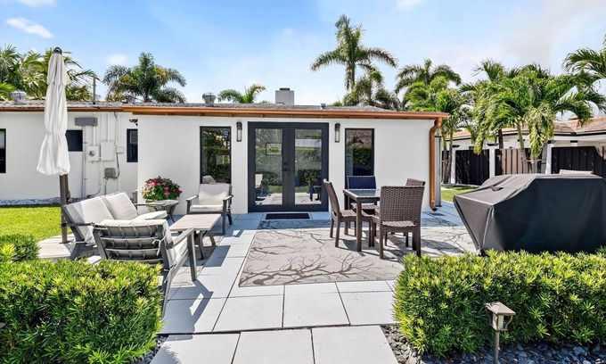 Delray Beach House | Highland Cottage – 2BDR for 4ppl