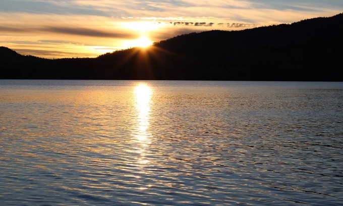 Schroon Lake Cabin | Highly recommended lake side cabin. Welcome to Majestic Pines on Schroon Lake.