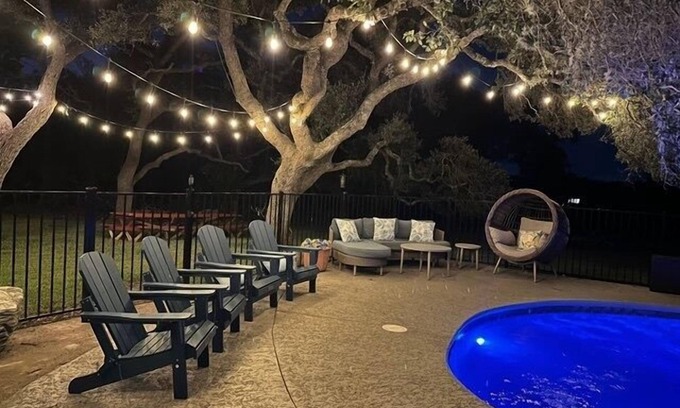 Dripping Springs House | Hill Country Escape, Pool Hot Tub & Games