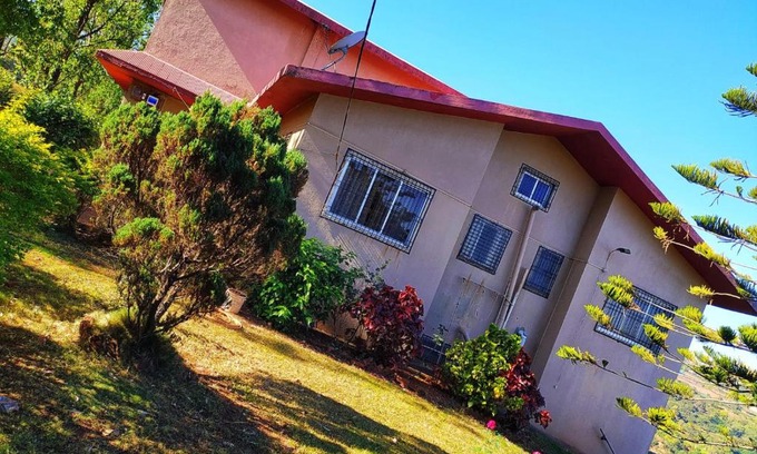 Mahabaleshwar House | Hill Top Villa