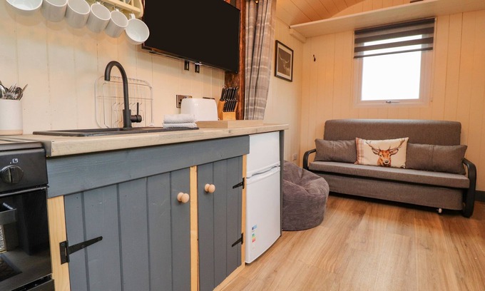 Preston Cottage | Hillcrest Shepherds Hut