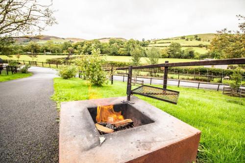 Rhayader House | Hillside Lodge