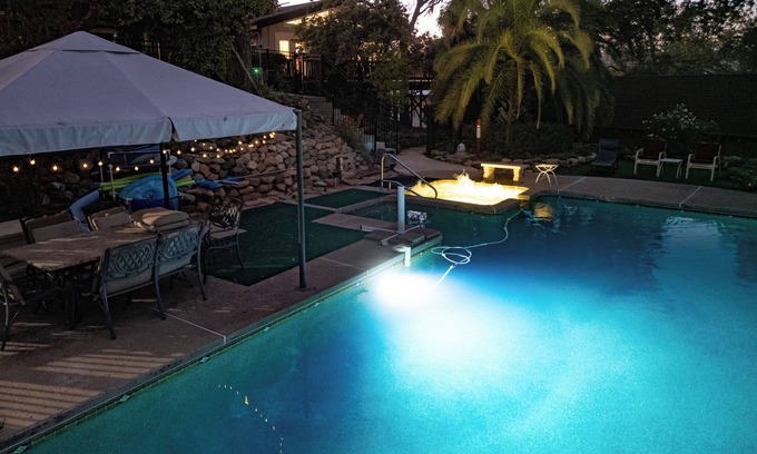 Mariposa House | Hilltop Manor- Views - Family Home/Private - Pool and Spa
