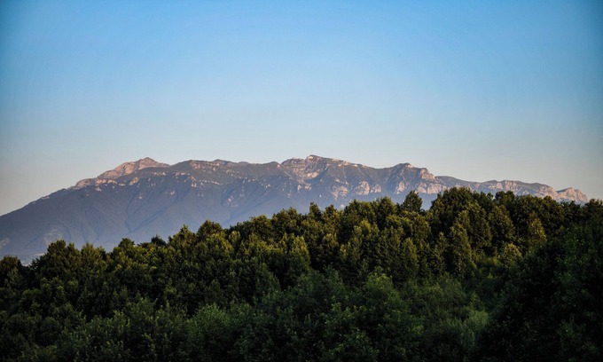 Zarnesti Villa | Hilltop Villa with Breathtaking Mountain Views - Sauna & Pool