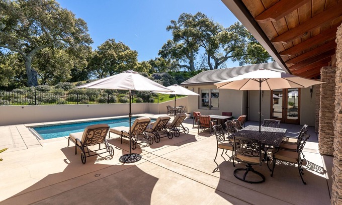 Atascadero House | Hilltop Vistas- Private Pool, Wine Fridge, Views!