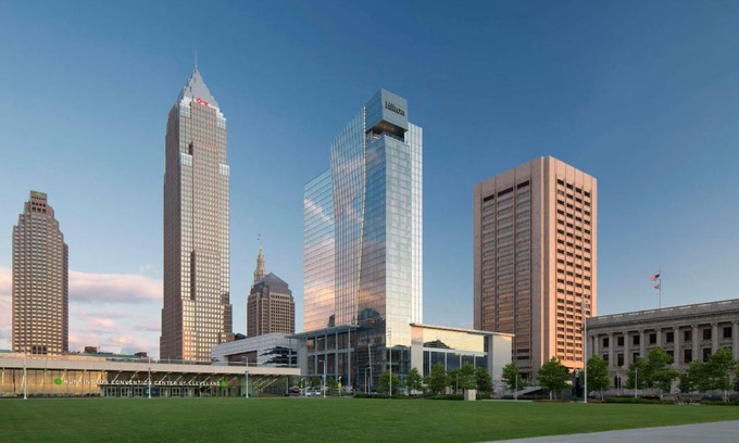 Downtown Cleveland Hotel | Hilton Cleveland Downtown