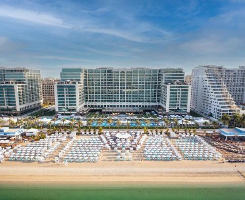 Palm Jumeirah Resort | Hilton Dubai Palm Jumeirah
