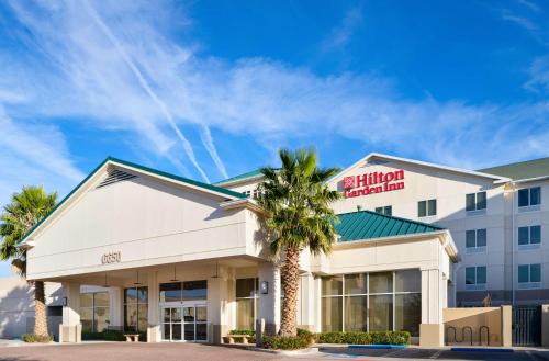 Biggs Field Hotel | Hilton Garden Inn El Paso Airport
