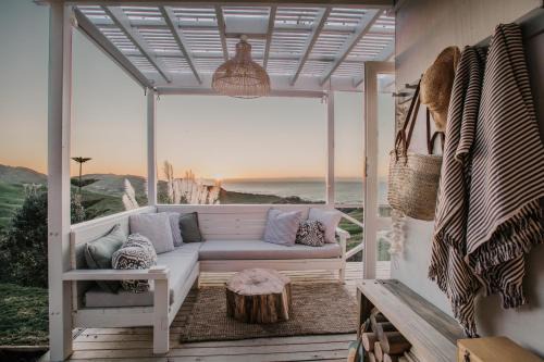 Gisborne House | Hinterland Retreat