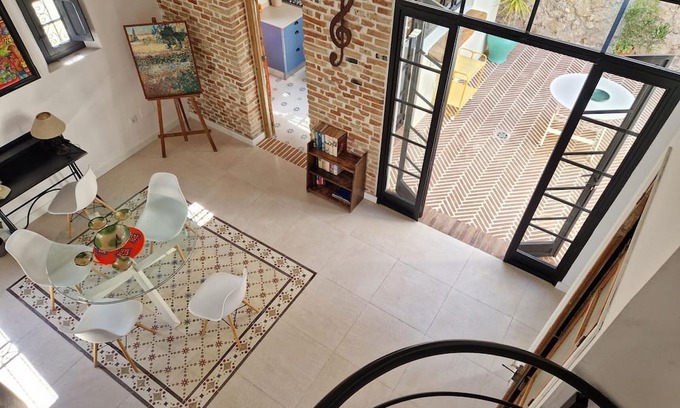 Malaga-Este Villa | Historic 1936 Villa Near Pedregalejo Beach, Renovated 2023, Málaga