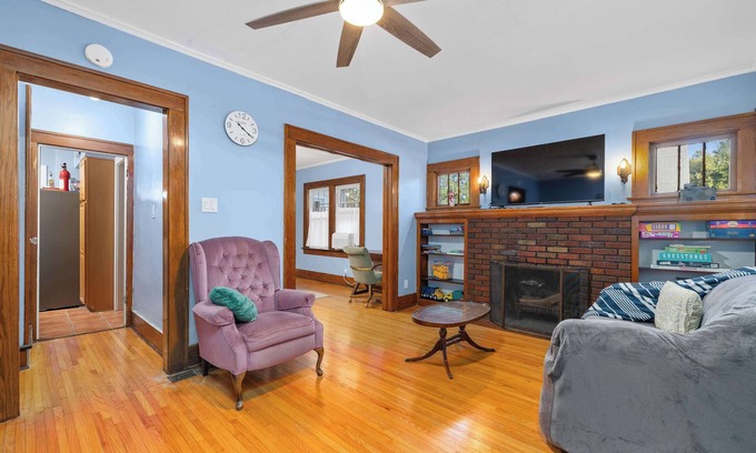 Fort Wayne Apartment | Historic 2 Bdr across from Lakeside Park