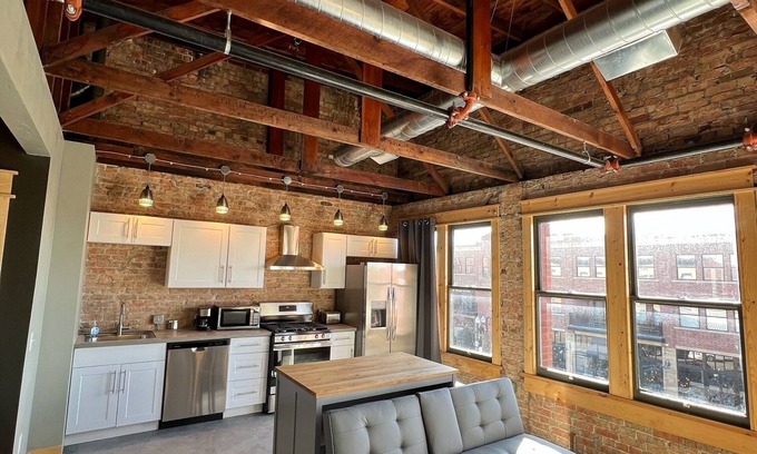 Ogden Apartment | Historic 25th Street Views