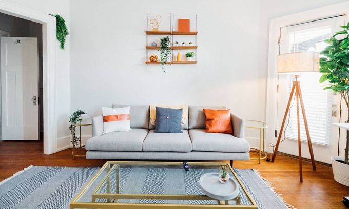 Detroit Apartment | Historic 4-Apartment Bundle – Ideal for Groups!