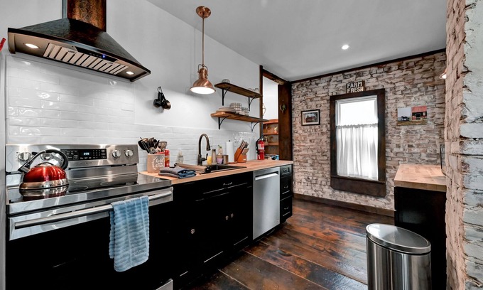 Gettysburg House | Historic Downtown. 3 BR, 2.5bath, Walking Distance to Restaurants Shops,Skiing.