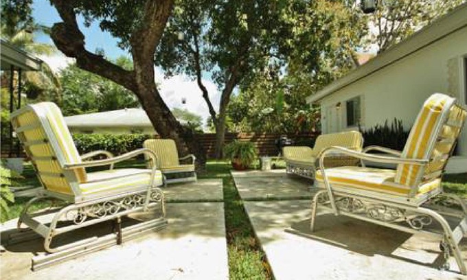 Northeast Miami Apartment | Historic Garden Villa-Stand alone 2 BR cottage apartment. Modern period charm.