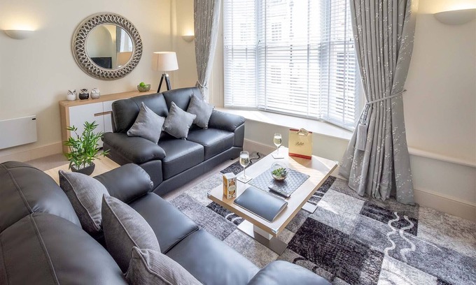 York Apartment | Historic Hideaway: Spacious 2BR Apt in York Centre